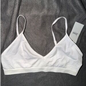 Jenni Intimates White Triangle Bralette Adjustable Straps 100158355 Medium NEW